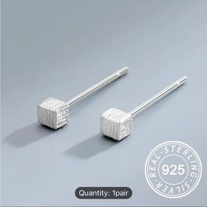 925 Pure Silver Hypoallergenic Tiny Stud Textured Square Shaped Earrings! NWOT